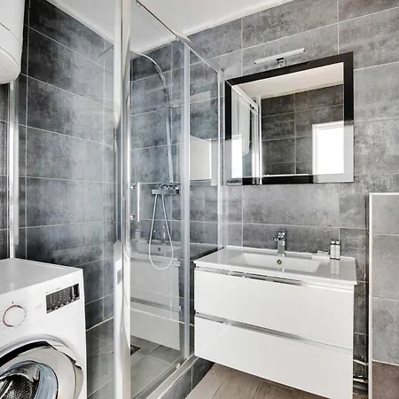 Modern Duplex - 2p-1bd