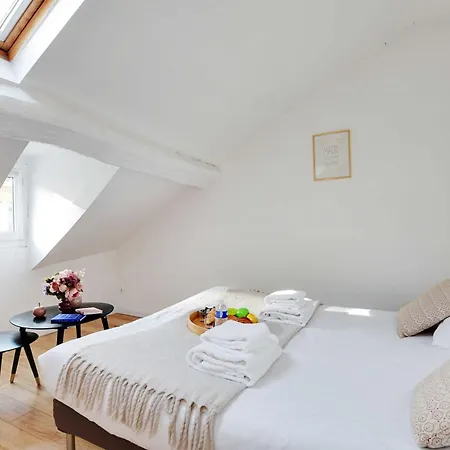 Modern Duplex - 2p-1bd